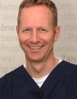 Dr. Michael Schawacht