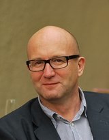 Dr. med. Jens Hennicke
