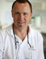 Dr. med. dent. Bernhard Lauerer