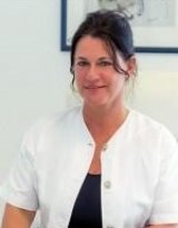 Dr. med. Manuela Jende-Roil